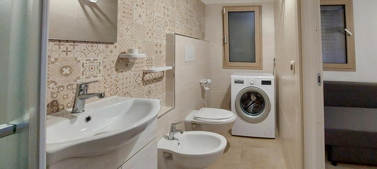 Appartamento Brigida Bilocale 3 Posti Vicino Al Centro San Teodoro  Ngoại thất bức ảnh